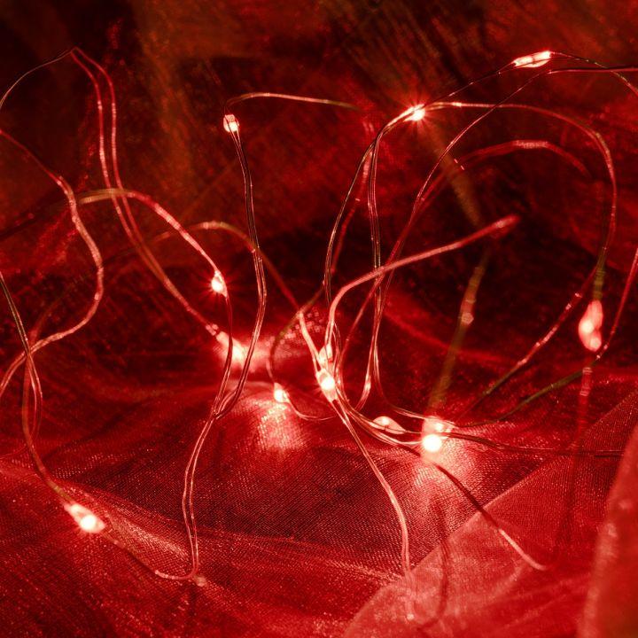 Levně DecoLED LED světelný řetěz na baterie - červený, 20 diod, 2,3 m