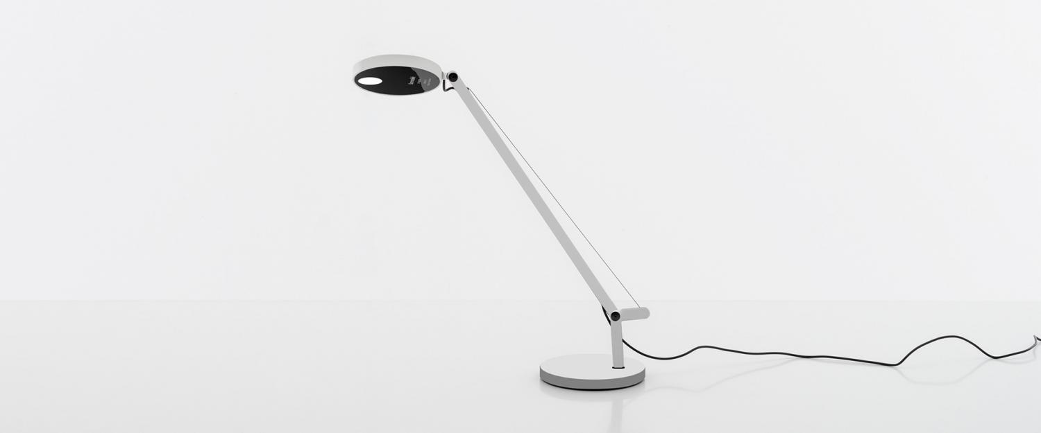 Demetra Micro stolní lampa - 3000K - černá - ARTEMIDE