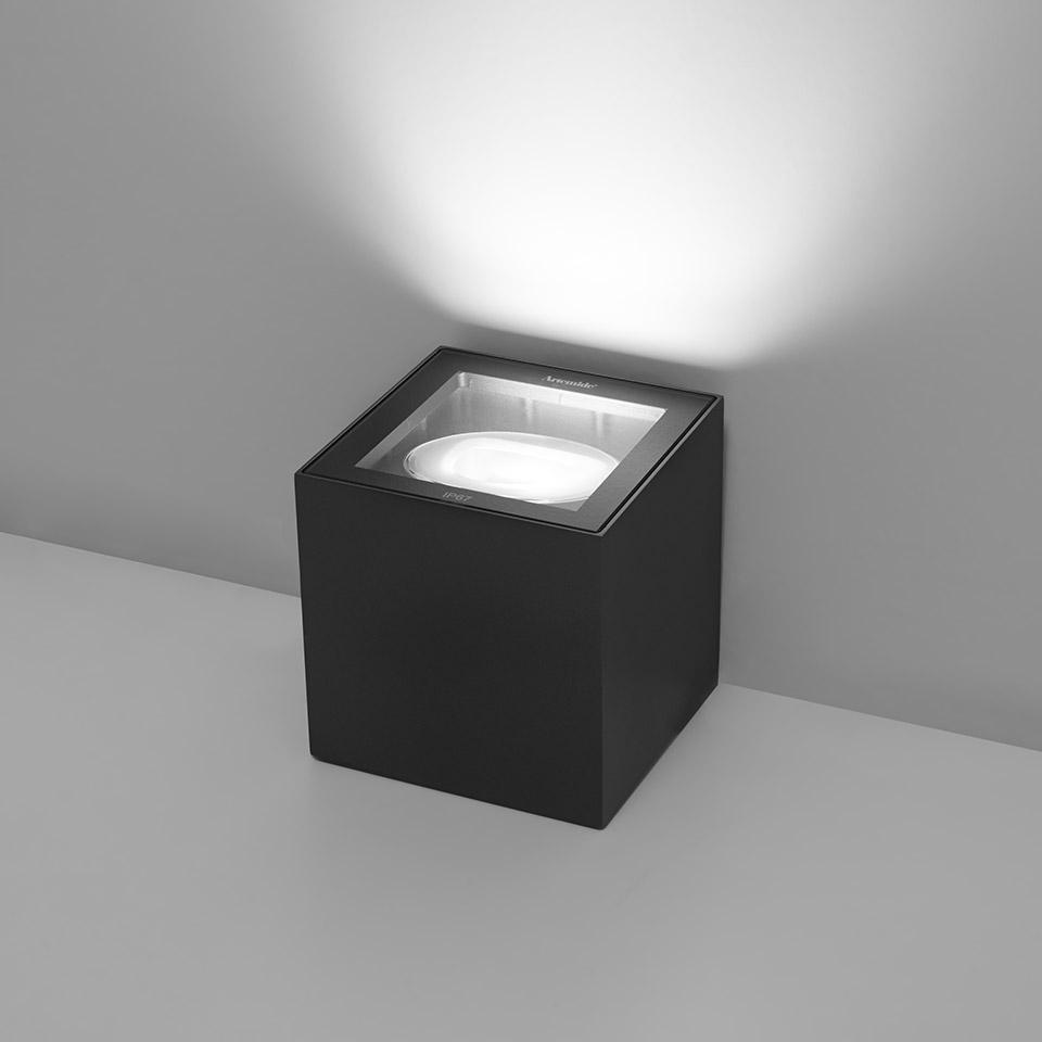 Levně Basolo přenosné osvětlení stěny - antracitová šedá - ARTEMIDE